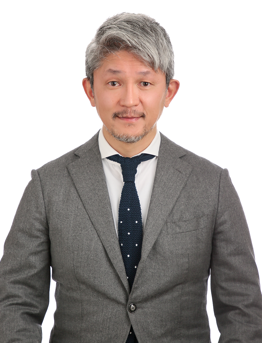 インプラント治療担当 主任歯科医師 徳山（洪）性文
